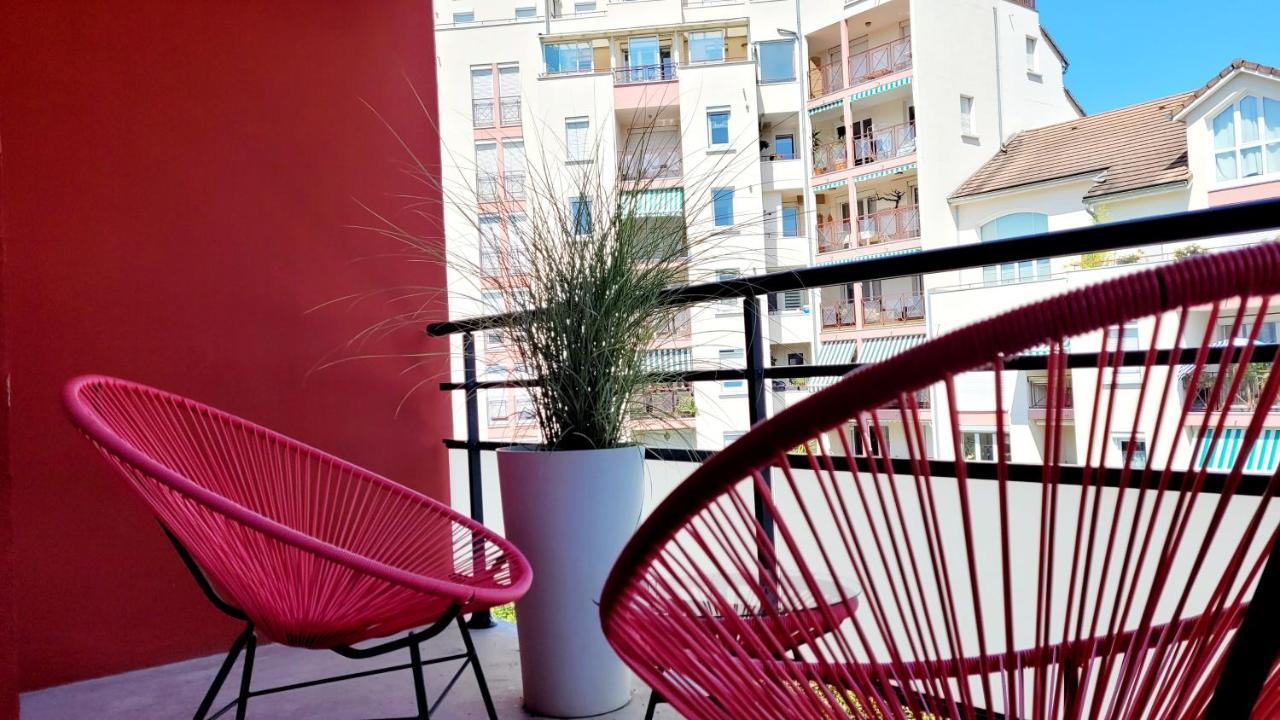 Beau Regard Apartment Besancon Bagian luar foto